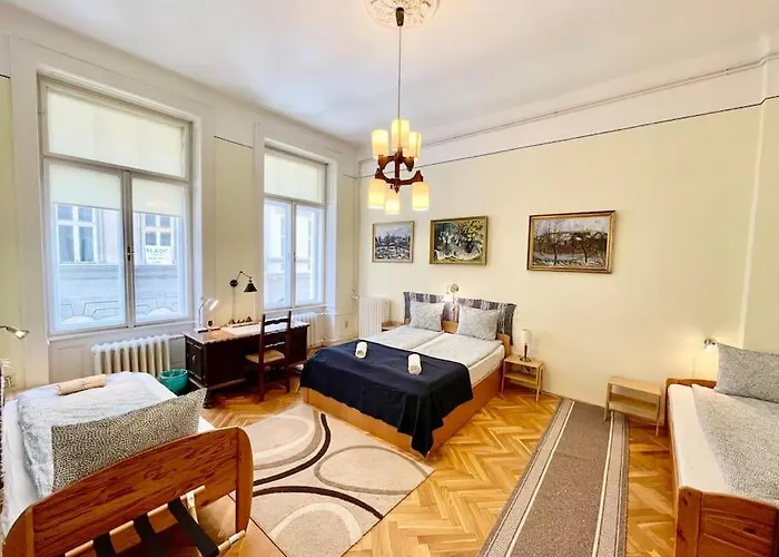 Bank5 Central Apartment